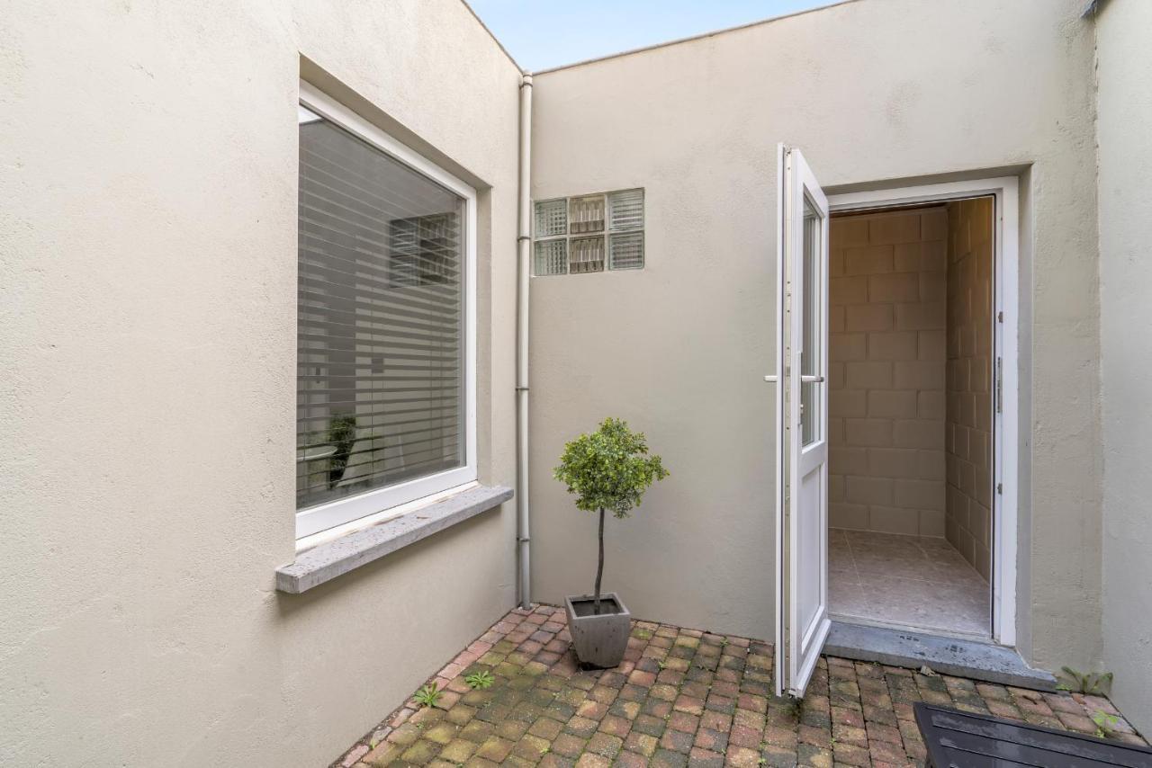 Apartamento Cosy, Furnished & Renovated Flat With Outside Lounge Gante Exterior foto